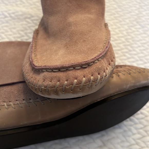 Tory Burch Women’s Tan  Suede and Leather Size 7.5
Sherpa lined Warm - Picture 8 of 9